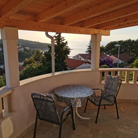 Apartment Miljenko Tomic Splitska Luaran gambar