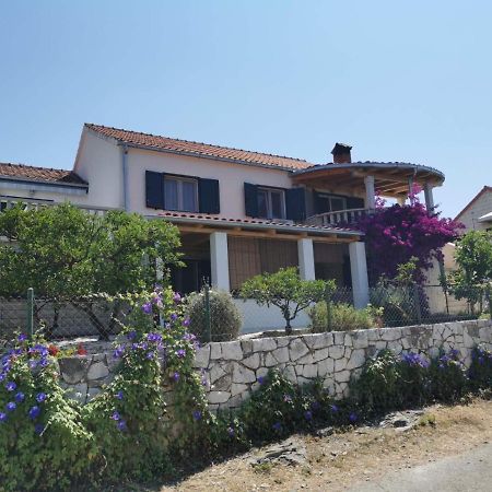 Apartment Miljenko Tomic Splitska Luaran gambar
