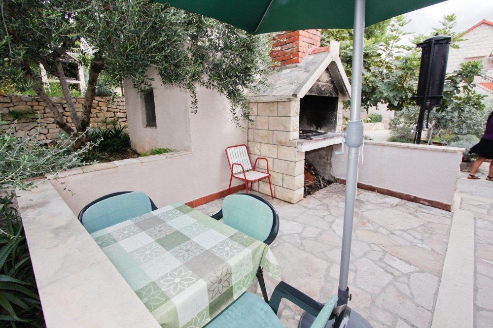Apartment Miljenko Tomic Splitska Luaran gambar