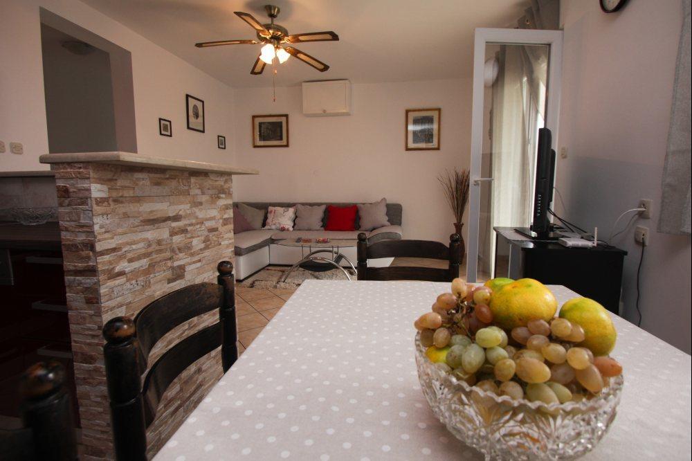 Apartment Miljenko Tomic Splitska Luaran gambar